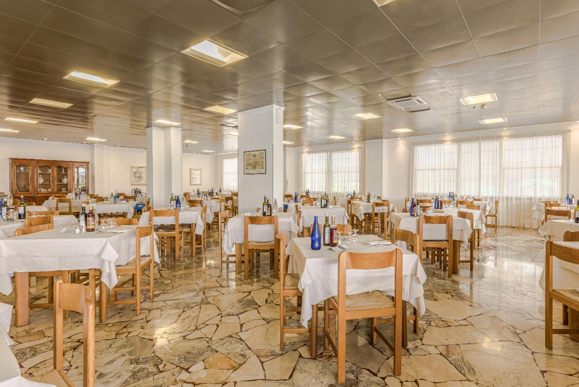 Hotel Stacchini Cesenatico Εξωτερικό φωτογραφία