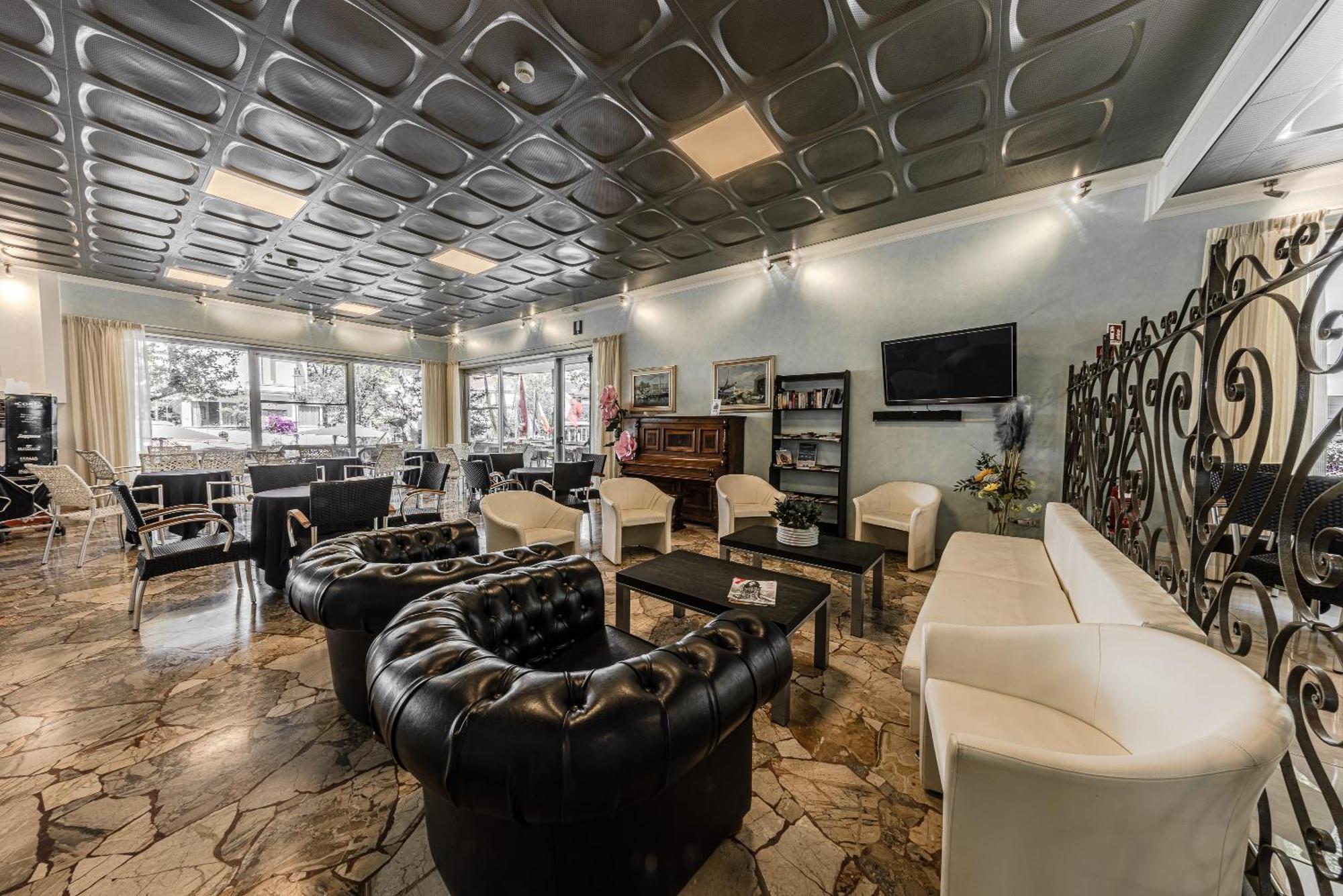 Hotel Stacchini Cesenatico Εξωτερικό φωτογραφία