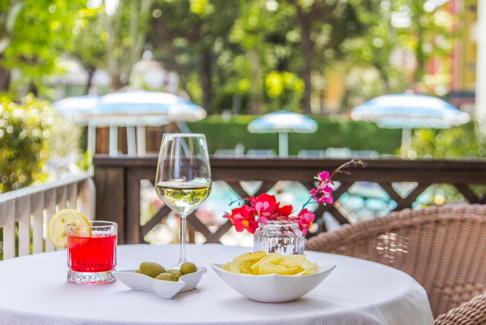 Hotel Stacchini Cesenatico Εξωτερικό φωτογραφία