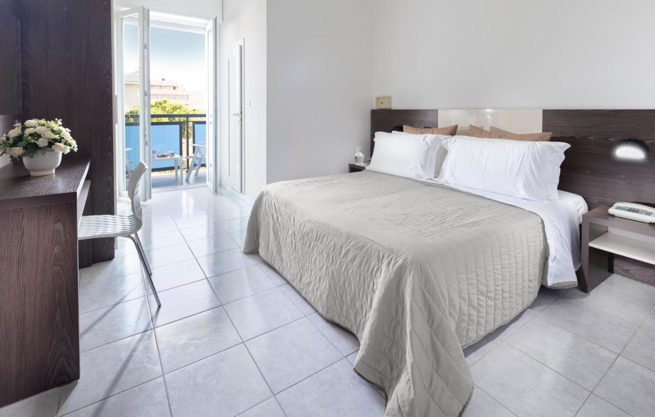 Hotel Stacchini Cesenatico Εξωτερικό φωτογραφία